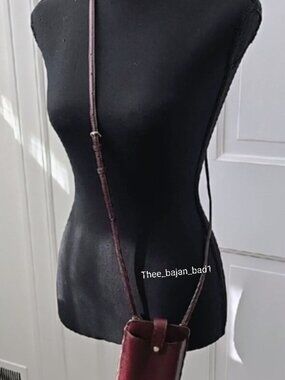 🎉 HTF COACH MERLOT CHERRY North/South Phone Crossbody